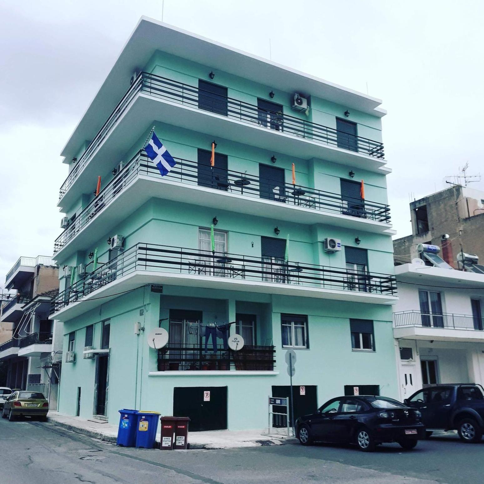 Hellas Palace Rooms Center 스파르티 외부 사진